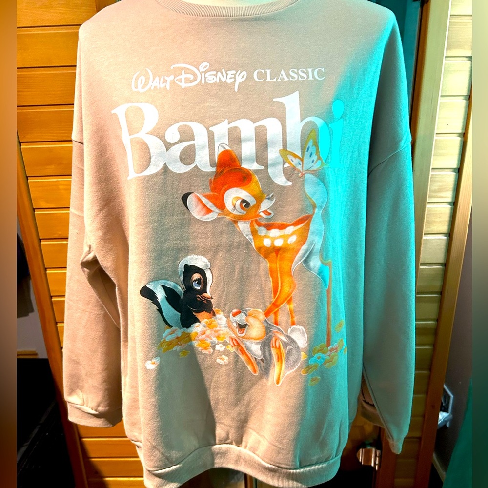 BNWT WALT DISNEY BAMBI SWEATSHIRT
